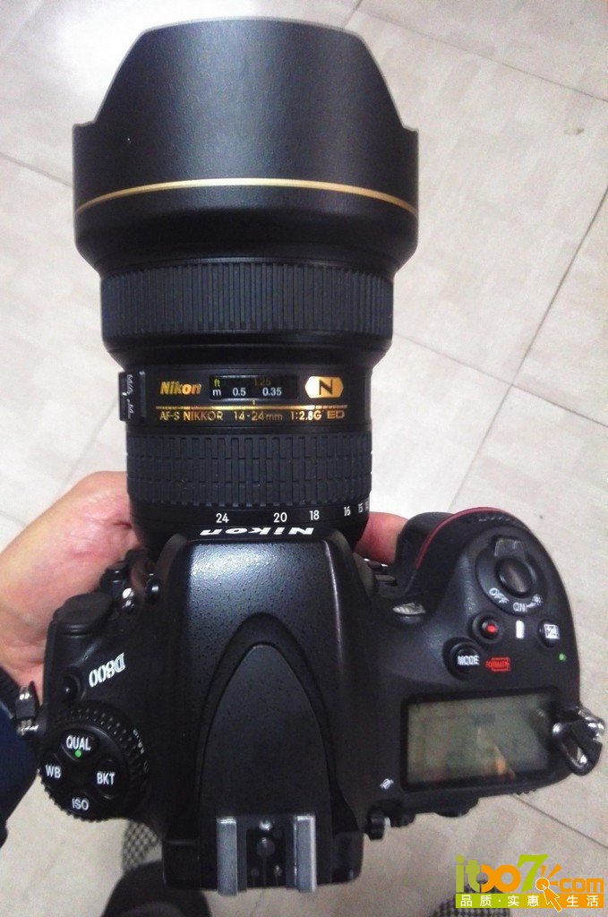 D800-0.jpg
