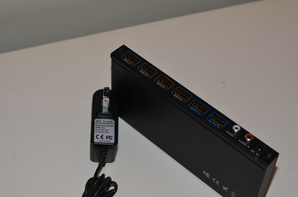 4进2出HDMI矩阵器