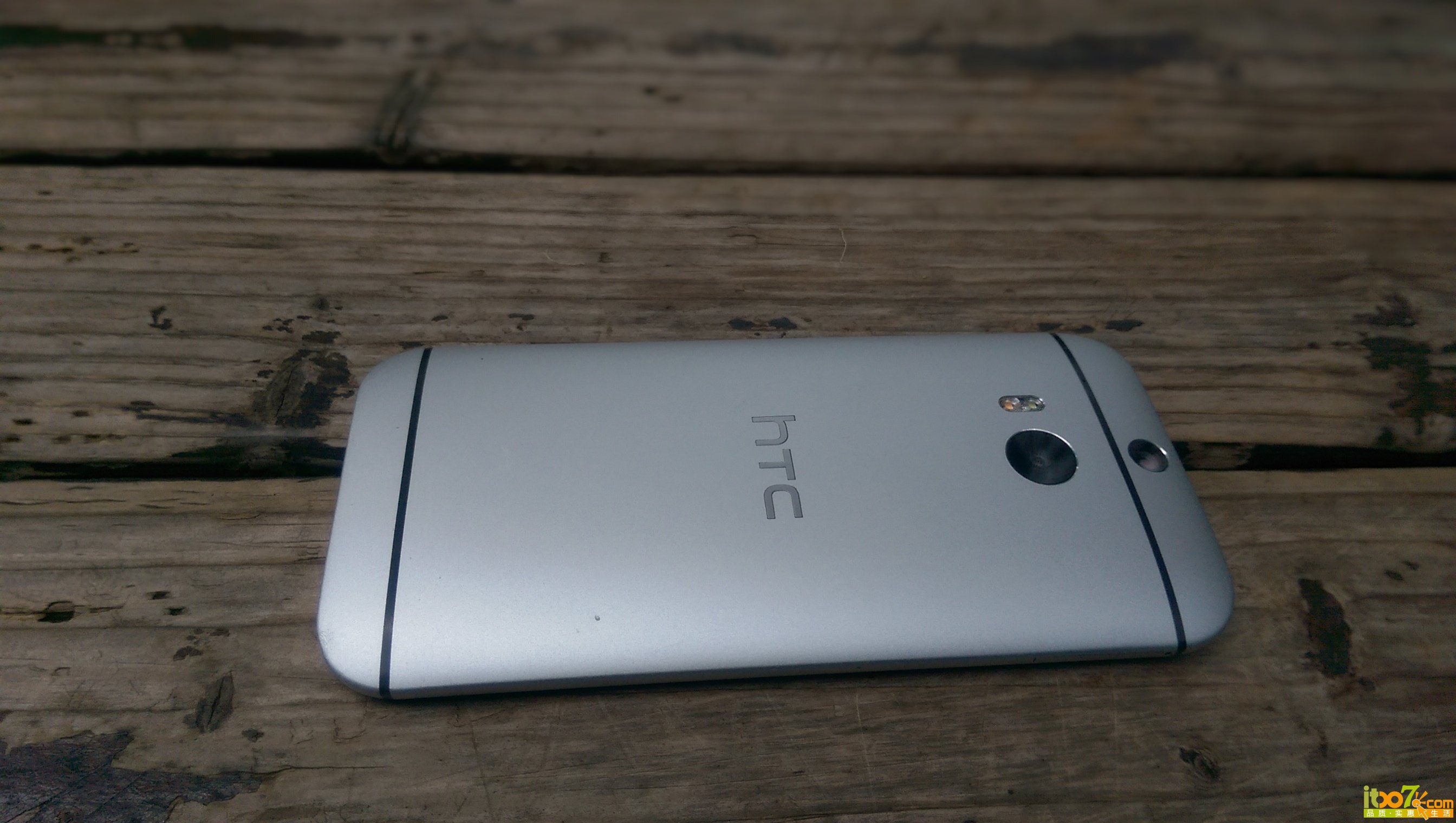 (已出)htc m8 eye (m8et) 秒价999