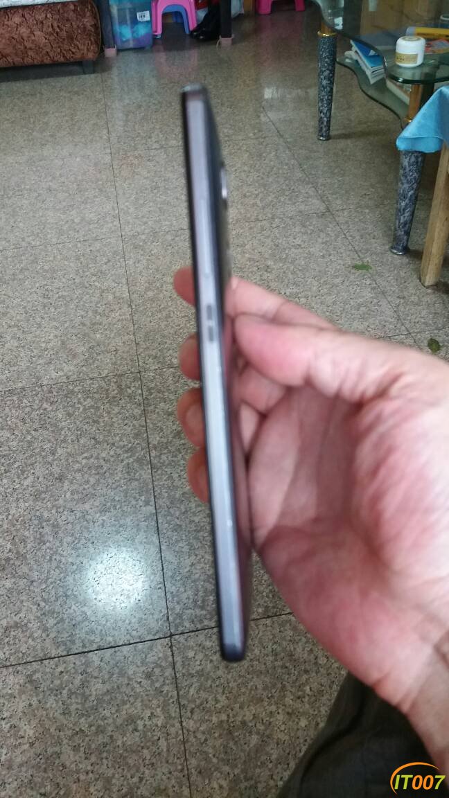 175509htsoi04j1dvipjxy.jpg
