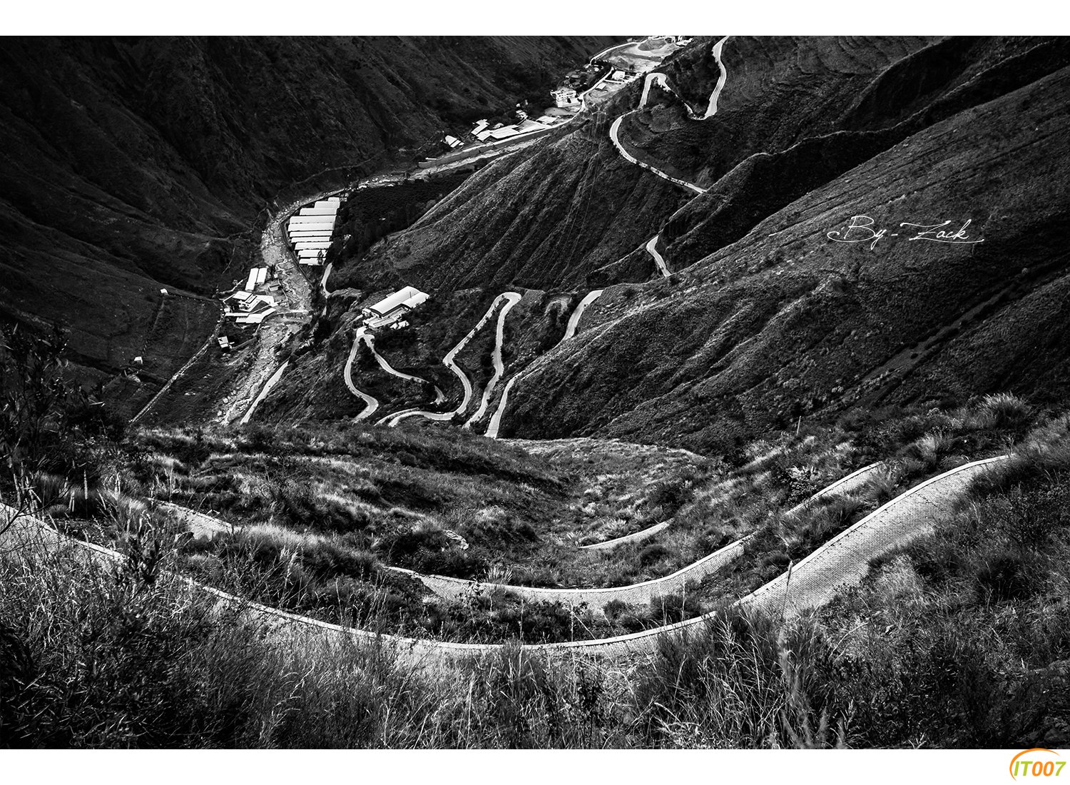 因民矿山的公路