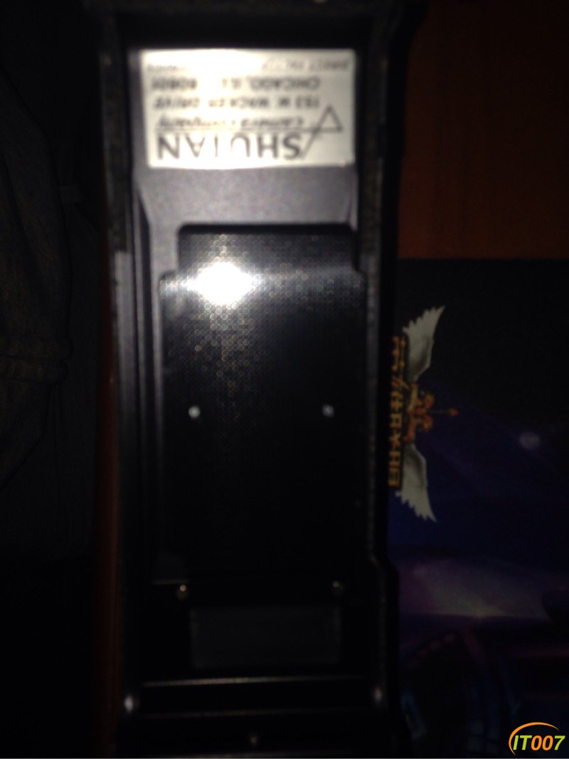 234627bs5vg0veivs77g57.jpg