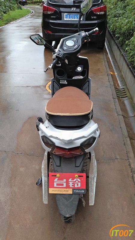 汽车交通带发票闲置台铃青蜂侠电动车出售