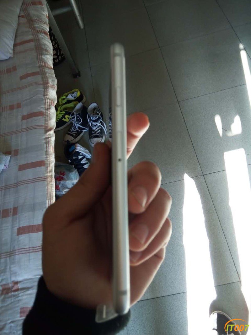 163834o99224i9bc0ocxu9.jpg