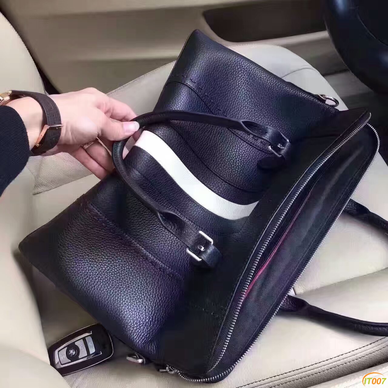 mmexport1483788565760.jpg