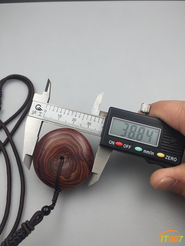 1号紫檀柳平安扣 0元起拍 50一加 (2).JPG
