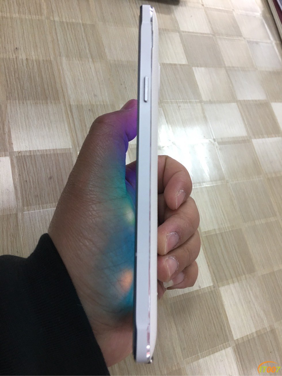 103749hggzg26fn1sndp3f.jpg