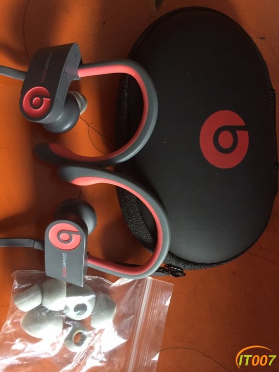 PowerBeats2.jpg