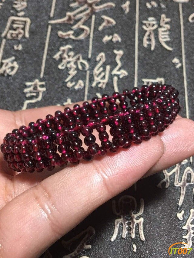 极品A 酒红石榴石手串 (3).jpg