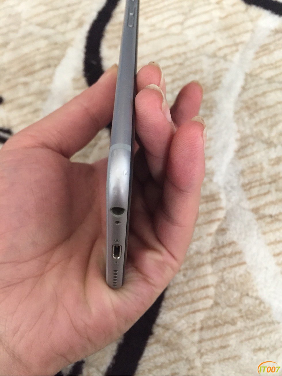 151734xz787omimtttmly9.jpg