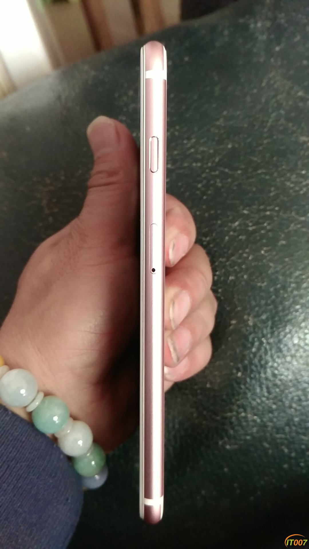 1493715848200-1218233796.jpg