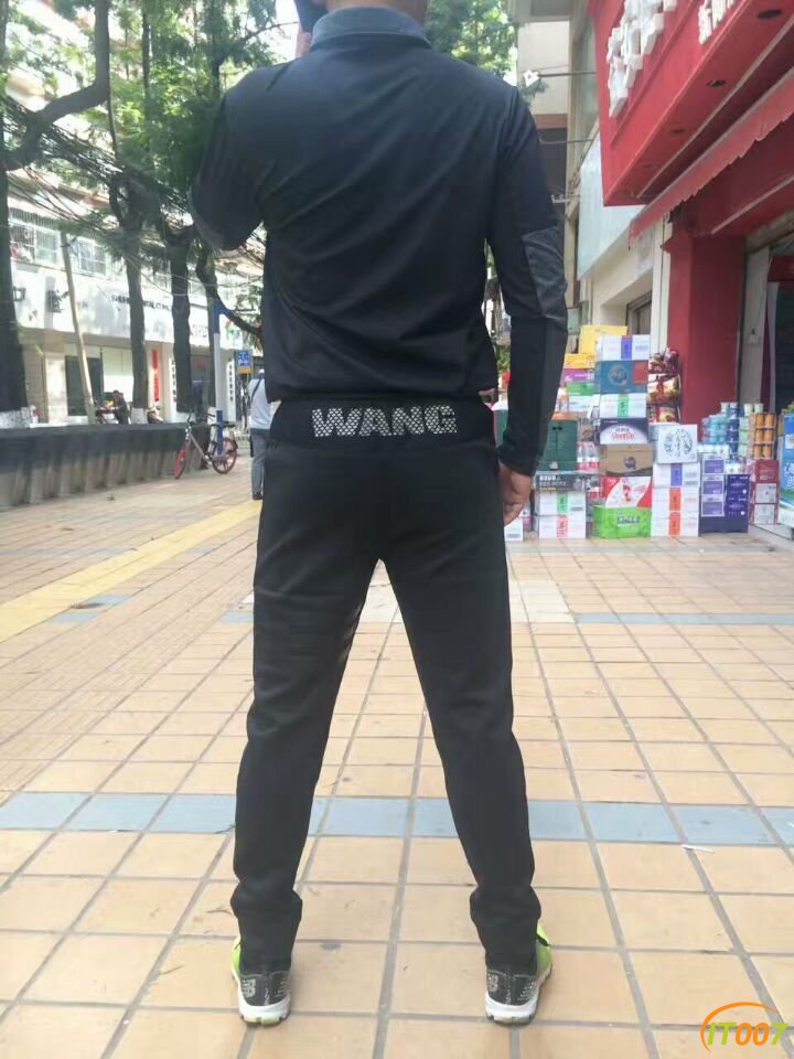 E1.jpg