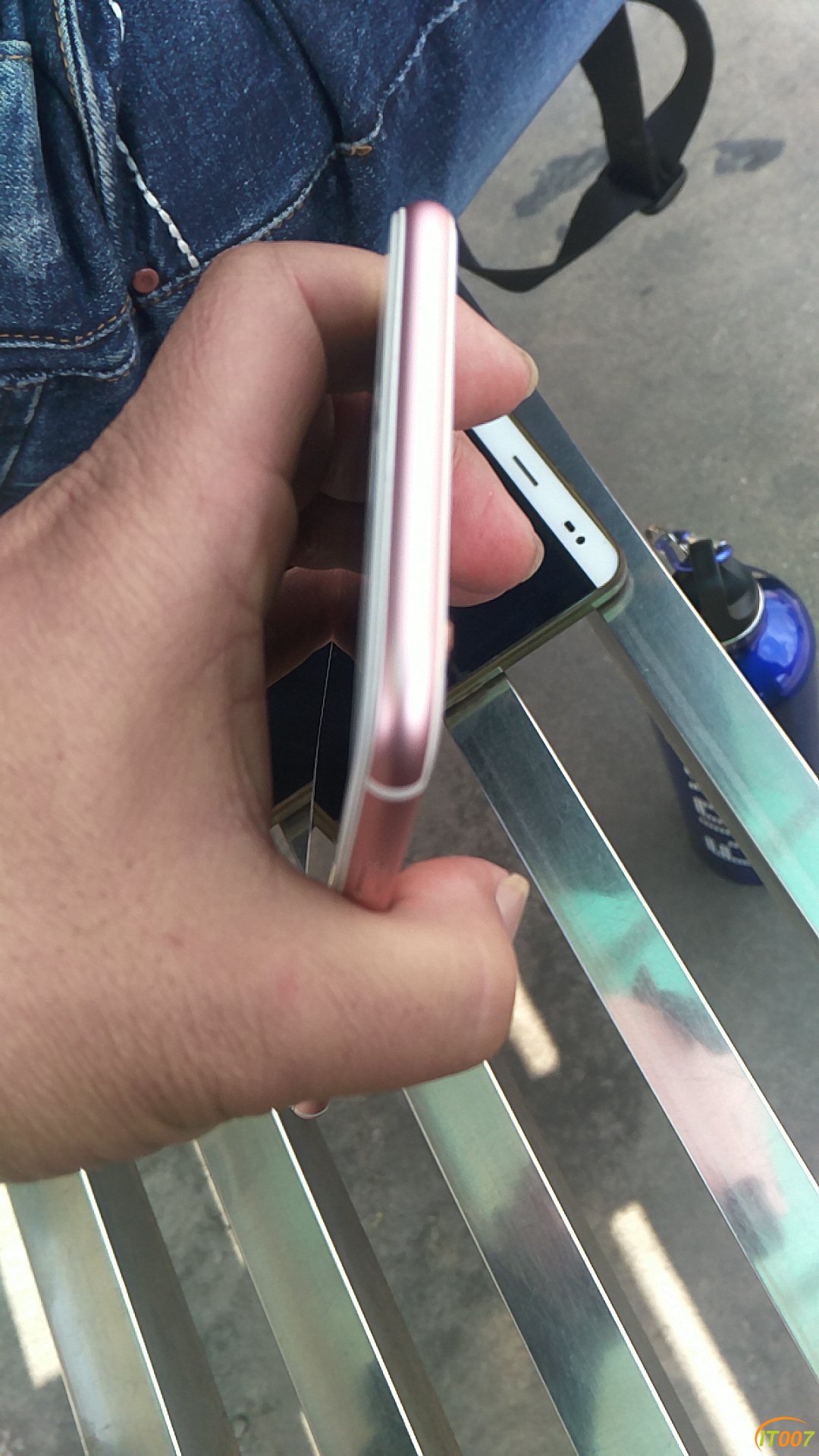 1494061693443-476876726.jpg