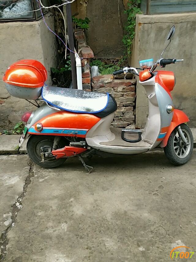 证件全14年7月60v20a绿源电动车1200元