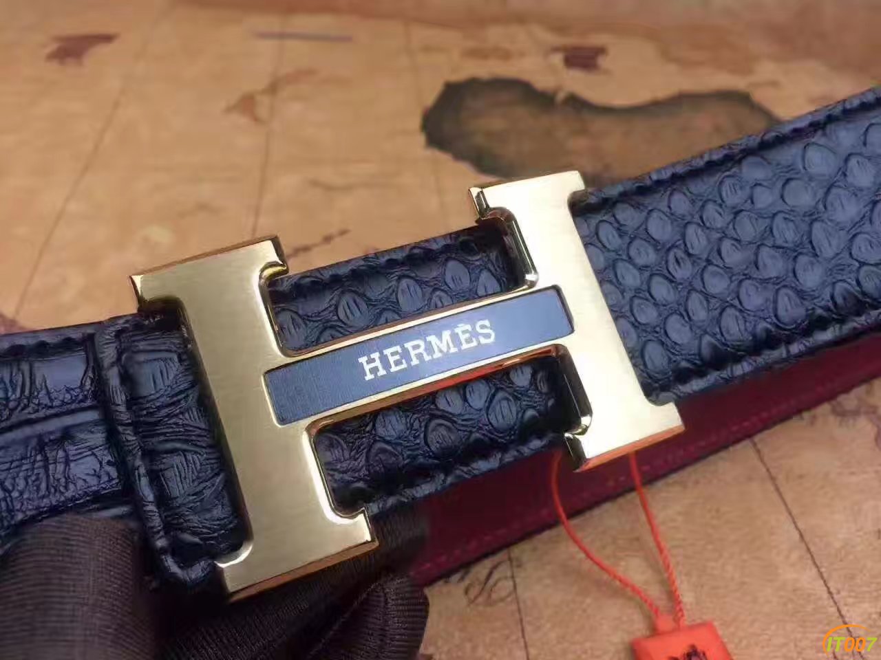 mmexport1496244296446.jpg