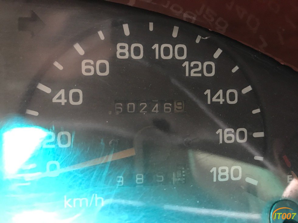 163801c3n0fqjyro29j77d.jpg
