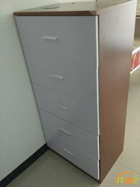 145449eu9lhb6y6zc600f9.jpg