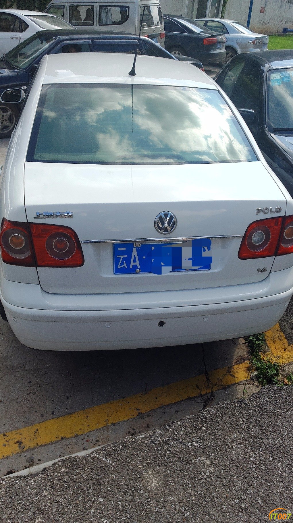 卖自用06款大众polo1.4手动挡白色三箱