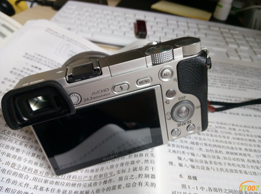 P70905-085945.jpg