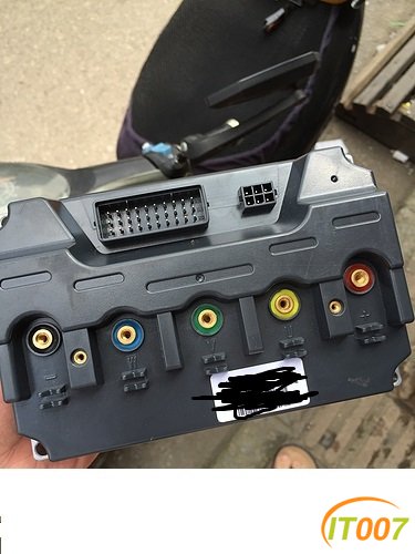 出小牛n1s电动车60v20ah呢电池和配件 用得着呢来拿走