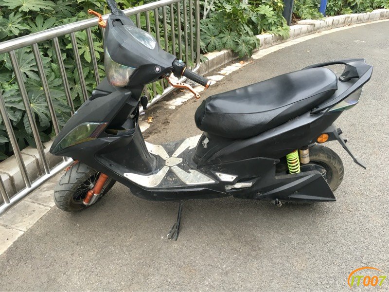 222707zrwr99zcmq090qry.jpg