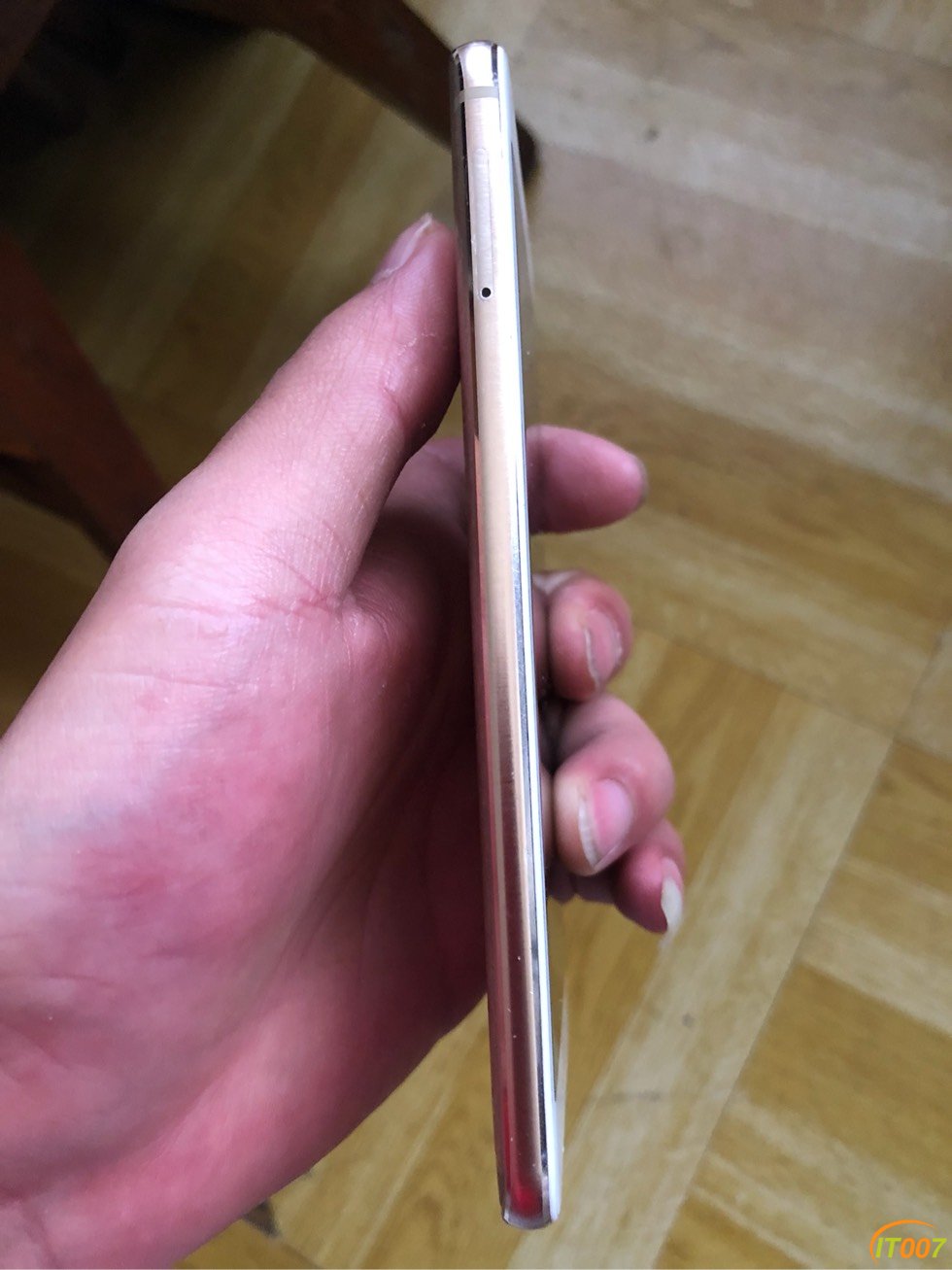 145419y8klk97710wgqcq0.jpg