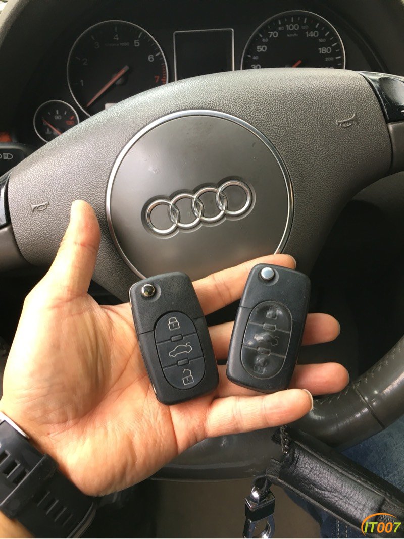 专业配汽车钥匙车库遥控门禁卡蓝牙卡