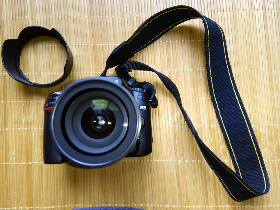 打包出尼康D80单反套机带18-135 F3.5-5.6已出,封贴
