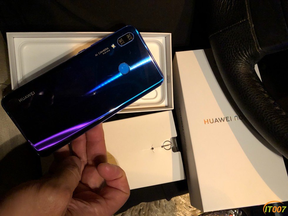 已出华为novo3蓝带碎屏险