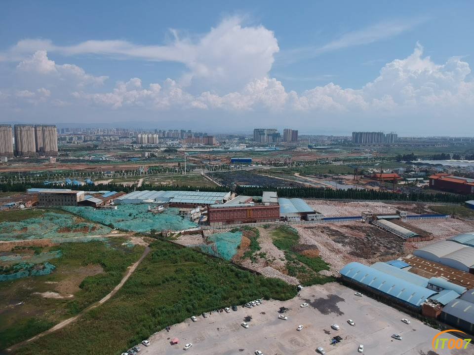 230839ruy8ututwkzauu8o.jpg