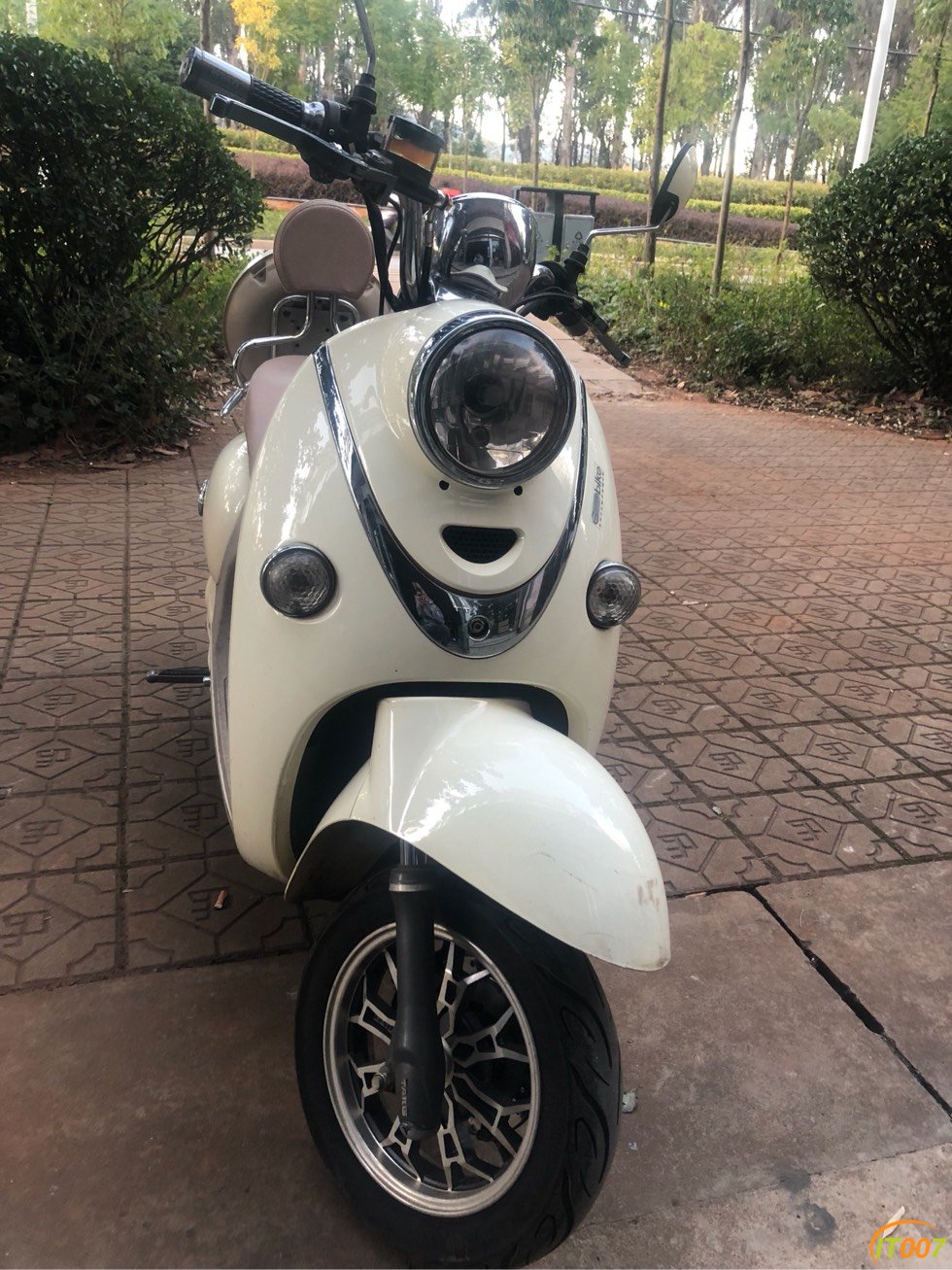 汽车交通被秒封贴小周先生处理台铃小龟电动车刚换新电池低价出售