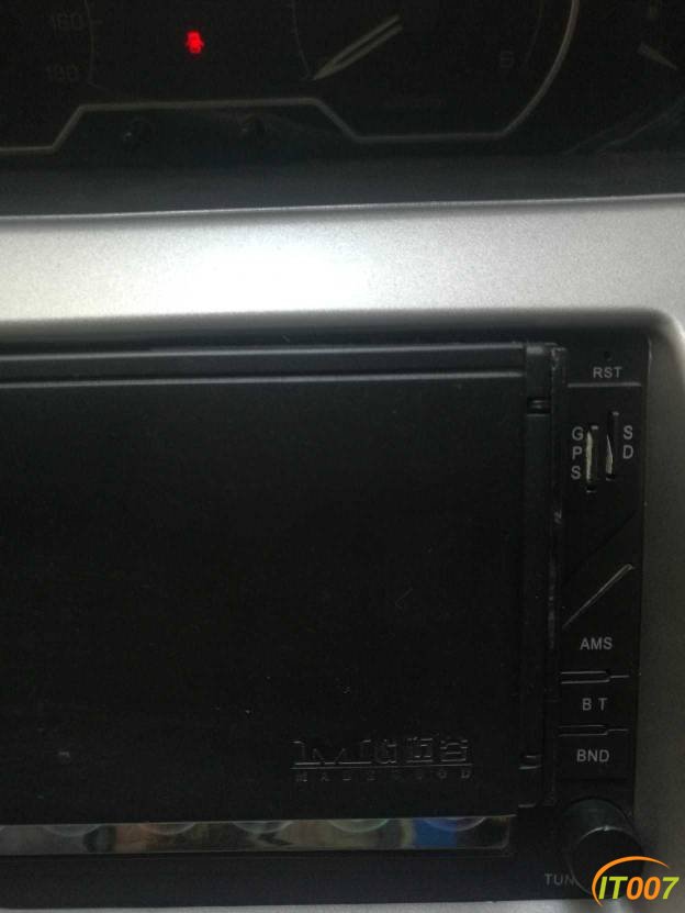 132700mk7w5y7ljfxlotyt.jpg