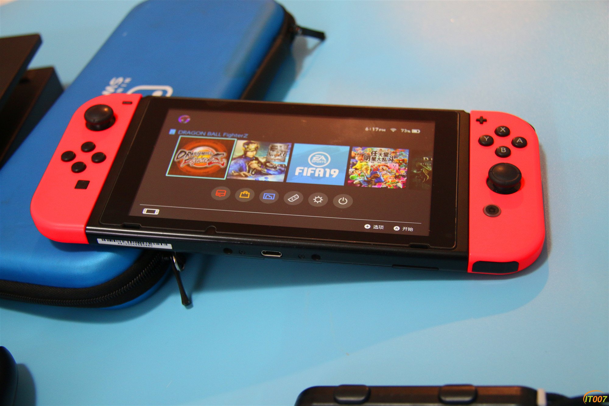 已出封贴卖一台任天堂switchns游戏机