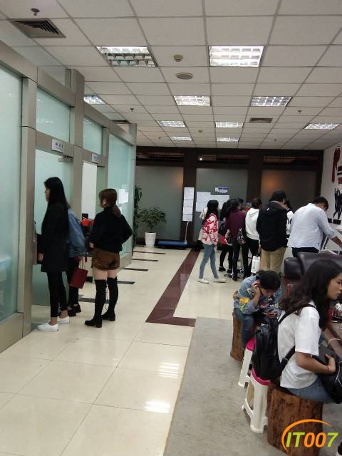 213823tael82jghnjllx61.jpg