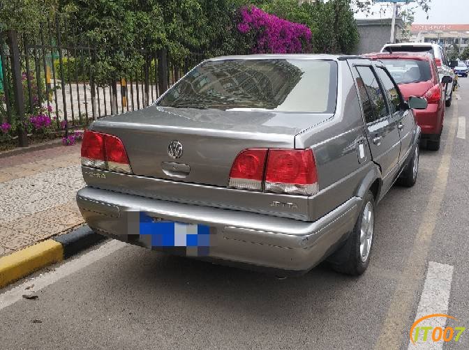 131820cncfz2re59xggxzf.jpg