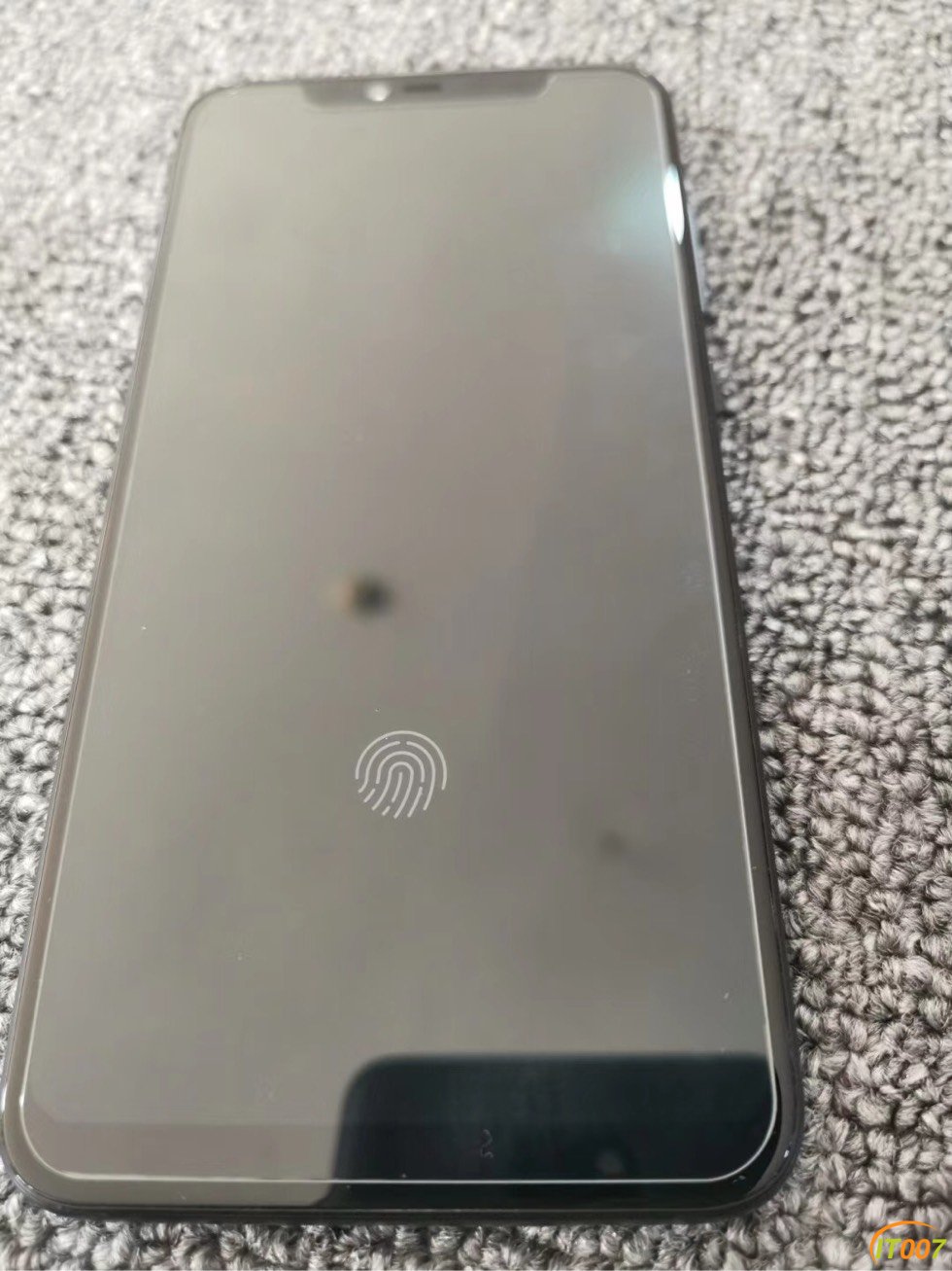 手机通讯小米8ud版高保白菜价