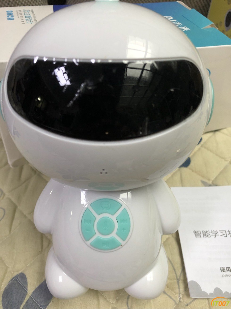 数码产品120块钱全新儿童智能人机对话机器人