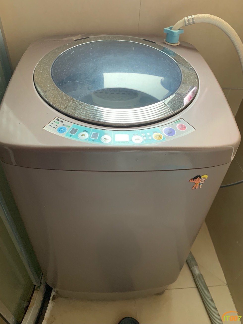 185109nur63huq30urfu6v.jpg