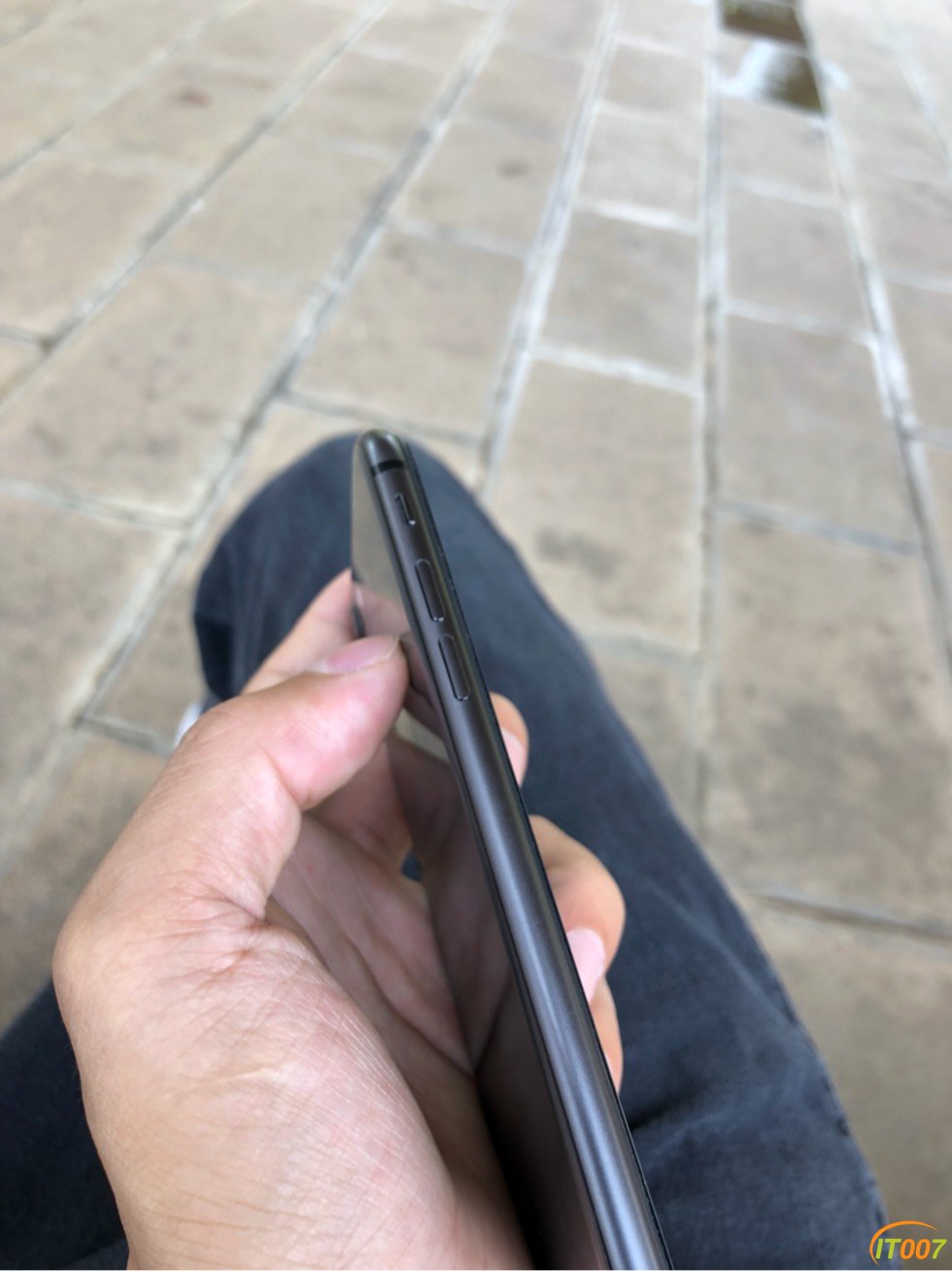 225159x4lgpgq18unkiii3.jpg