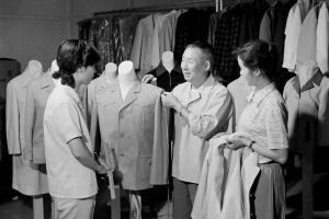 昆明人生活变迁70年图记之一：衣被群生-1.jpg
