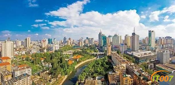 昆明西市区，房价已经突破1万5，告别了价格洼池-1.jpg