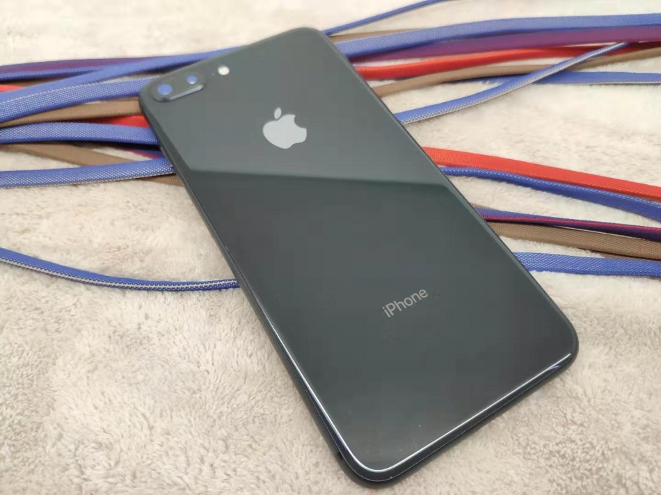 无拆无修爱思全绿8p黑色64g成色不错