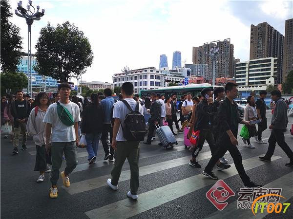 昆明形成一体化交通体系“内畅外联”之路正越走越宽-3.jpg