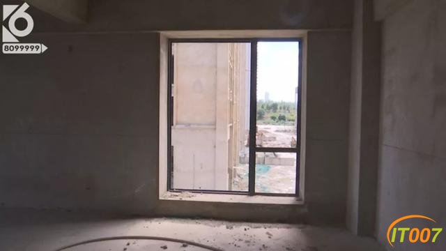 非住不可，已经没有地方住了！烂尾楼的“硬核”住户们无视搬离告知书，这其中带着多少无奈和心酸-19.jpg