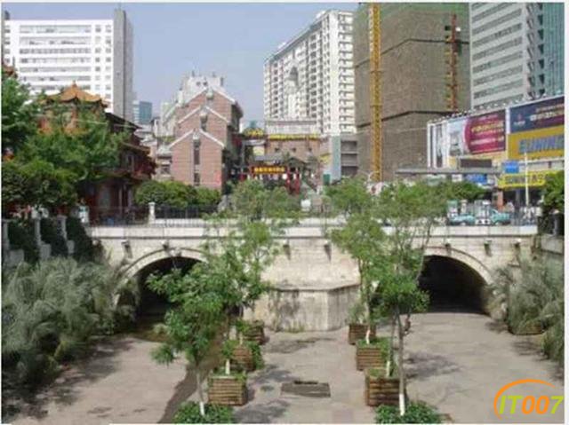 昆明今日又一座立交桥建成通车，联结昆明过去和现在的这些桥你能数出多少？-26.jpg