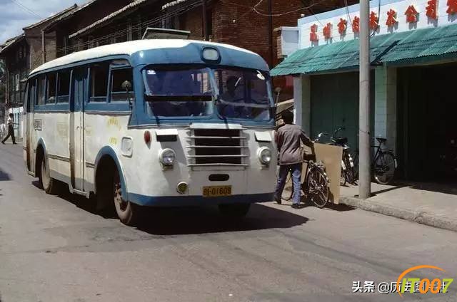 外国人拍摄80年代的昆明，再回首已是满满的回忆-4.jpg