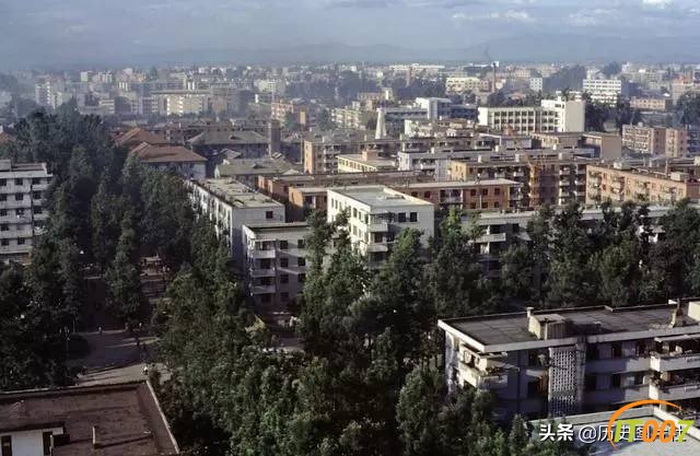 外国人拍摄80年代的昆明，再回首已是满满的回忆-10.jpg