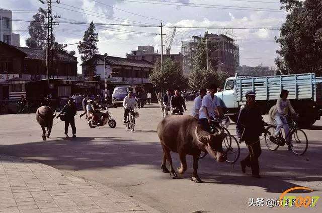 外国人拍摄80年代的昆明，再回首已是满满的回忆-11.jpg