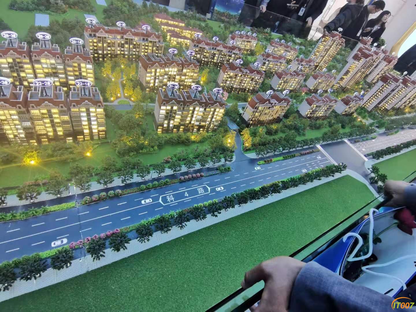 微信图片_20191206144922.jpg