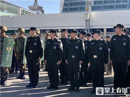 你的出行，由我们来守护！昆明火车站春运安保工作启动-5.jpg